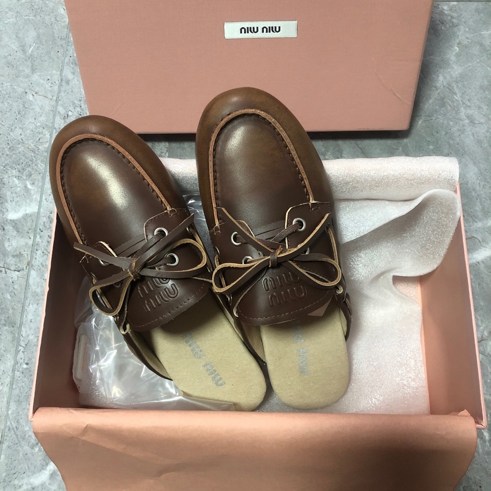 Miu Miu Brown Leather Bow Loafers - Picture 3 of 7
